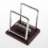 Berço de Newton em Esferas de Aço - Balança Física